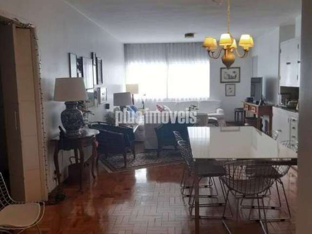 Amplo Apartamento no Morro dos Ingleses com 3 Dormitórios e Localização Próxima à Av. Paulista