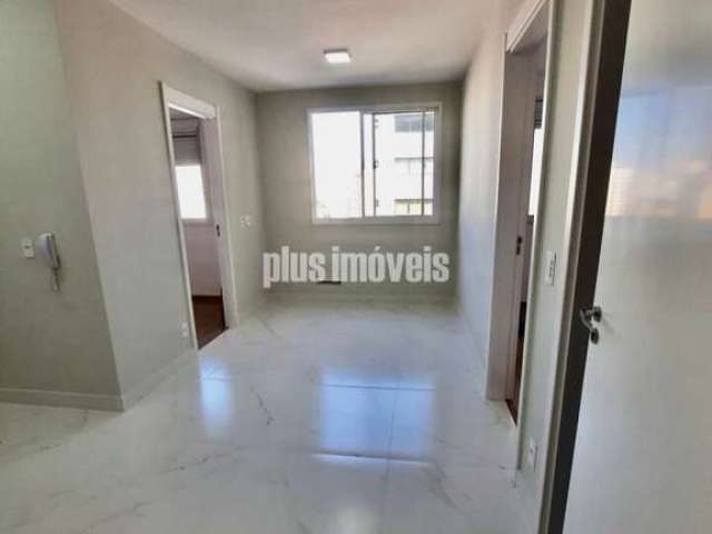 Apartamento com dois quarto na Lapa