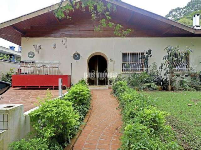 Casa térrea em vila fechada no jardim marajoara!