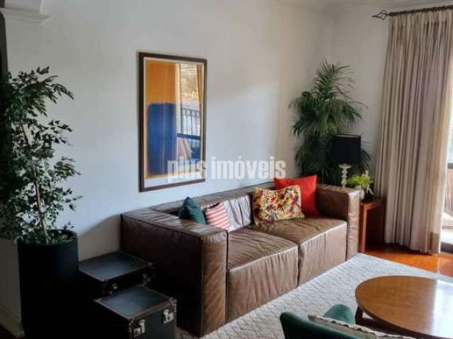 Apartamento com 4 Quartos e 4 banheiros à Venda, 155 m²