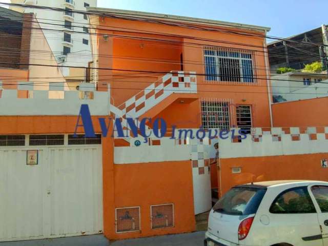 Excelente casa residencial ou comercial na Avenida 9 de Julho