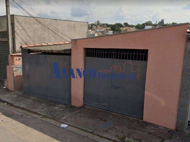 Oportunidade - Agapeama - Casa com edícula em ótima localização