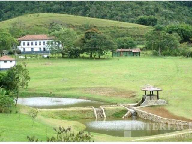 Fazenda Histórica de 1832 á venda no vale do Paraíba