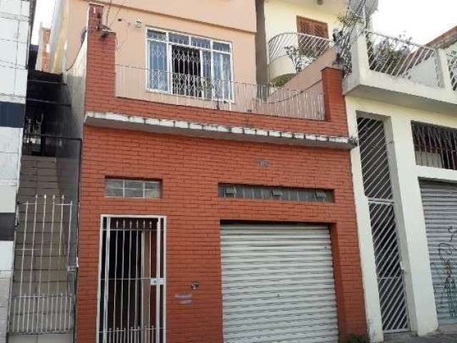 SOBRADO À VENDA 170m² 3 quartos (1 suíte) NO LAUZANE