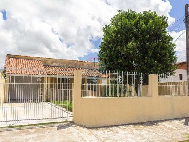 Vendo Casa 4 Dormitórios com Suíte - 200m2 -  Terreno 366,50m2 - Rua Imbui - Bairro Imbui - Cachoeirinha-RS