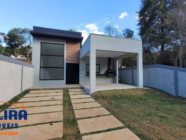 Casa nova á venda com 3 dormitórios, apto para financiamento bancário.