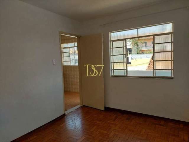 Casa com 3 Quartos e 2 banheiros para Alugar, Baeta Neves -  110 m²