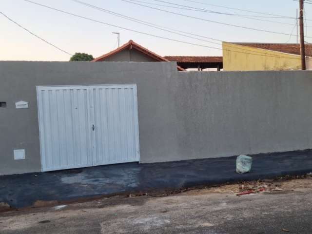 Casa à venda no Marincek, Ribeirão Preto – 03 dormitórios, varanda gourmet e amplo quintal