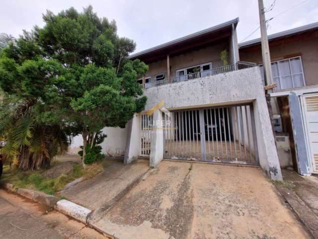 Casa com 3 quartos à venda na Rua Harley Salvador Bove, 380, Parque Jambeiro, Campinas, 250 m2 por R$ 750.000