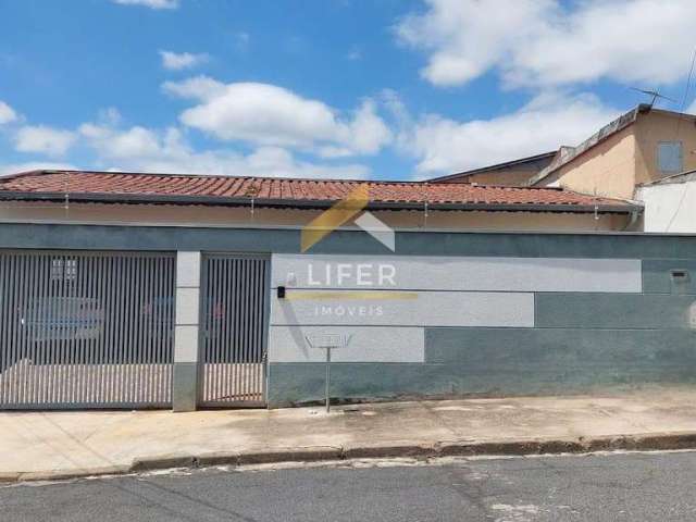 Casa com 3 quartos à venda na Rua Ermênio Oliveira Penteado, 26, Parque São Quirino, Campinas, 140 m2 por R$ 560.000