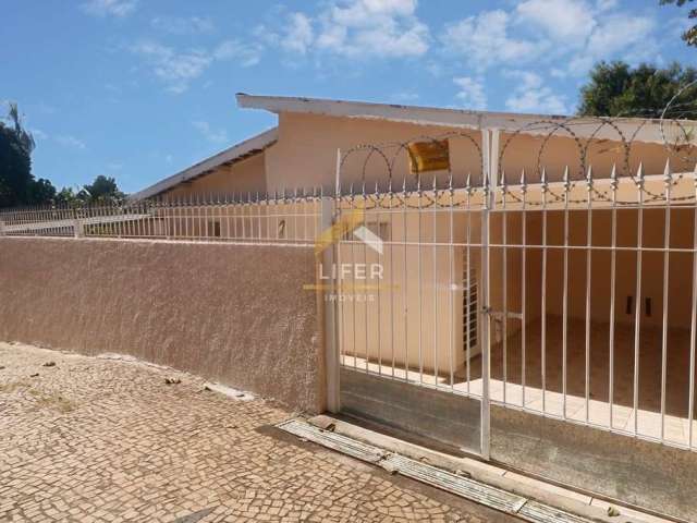 Casa com 4 quartos à venda na Rua Alaíde Nascimento de Lemos, 542, Vila Lemos, Campinas, 168 m2 por R$ 450.000