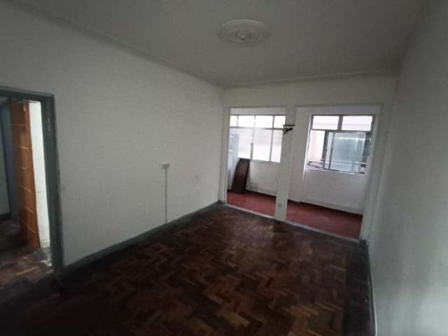 Alugo Apartamento na Avenida Ernani do Amaral Peixoto,