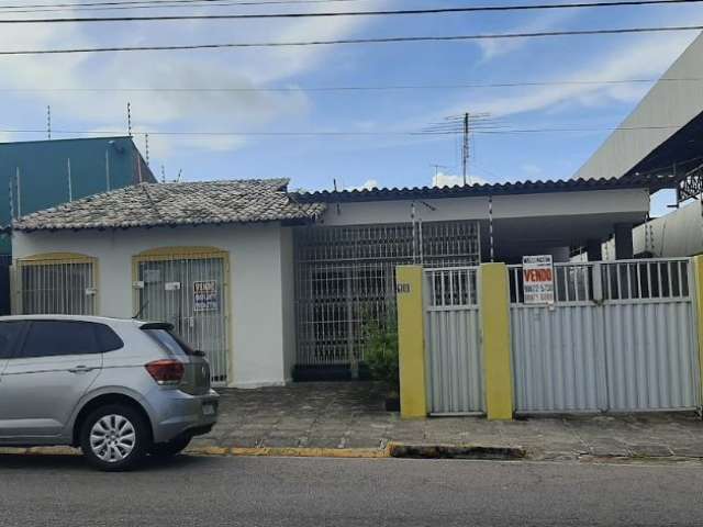 Casa a venda em Natal - Rio Grande do Norte.