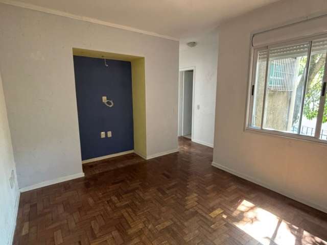 Apartamento a 600m da Av Teresópolis - Desocupado!