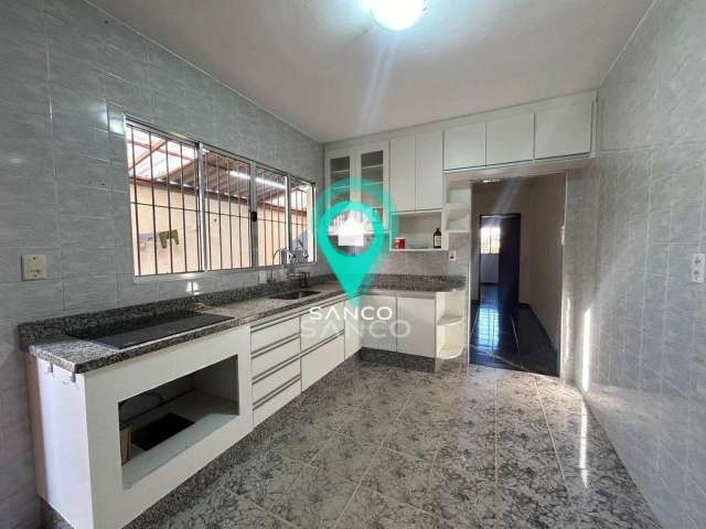 Casa disponível para locação, no bairro jardim pacaembu, na cidade de jundiaí