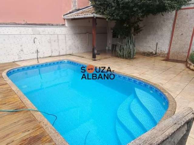 Casa com piscina