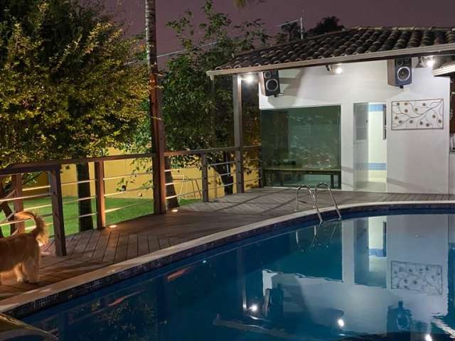 Casa com vista para a Lagoa da Pampulha, 4 dormitórios, 1000 m² em Belo Horizonte!