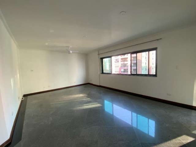 Apartamento 3 suítes, 140 m², vista mar no Embaré!  ‌