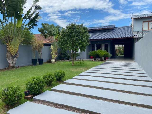 Casa a venda em São Leopoldo, São José - Churrasqueira e pátio/jardim