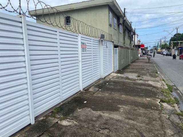 Casa em condomínio fechado com 2 quartos à venda na Vila Margarida, São Vicente , 68 m2 por R$ 230.000