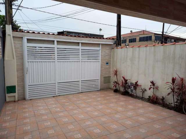 Casa com 5 quartos à venda no Parque São Vicente, São Vicente  por R$ 640.000