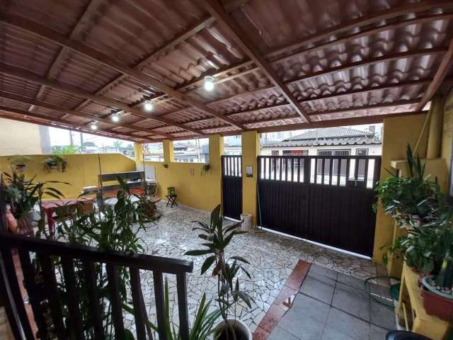 Casa com 5 quartos à venda na Vila Mateo Bei, São Vicente , 141 m2 por R$ 450.000