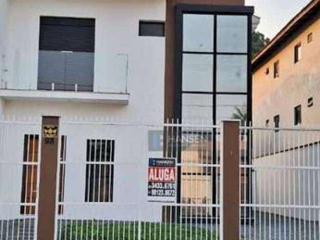 Sobrado com 1 suíte + 2 dormitórios para alugar, 149 m² por R$ 3.682/mês - Jardim Sofia - Joinville/SC