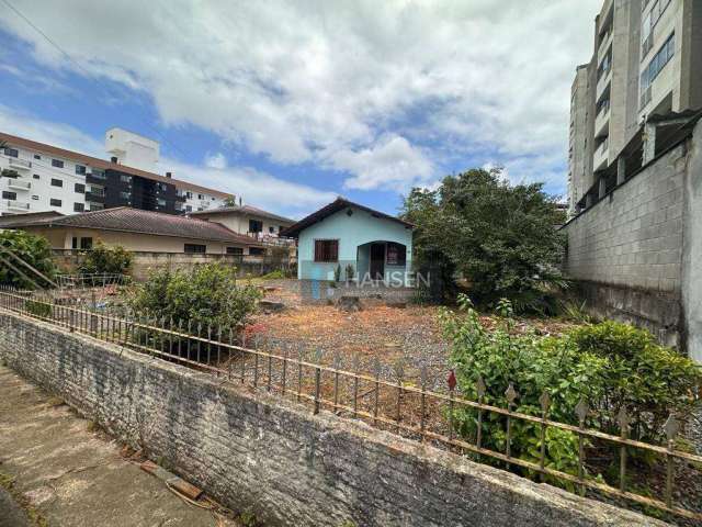 Terreno à venda, 857 m² por R$ 760.000,00 - Costa e Silva - Joinville/SC