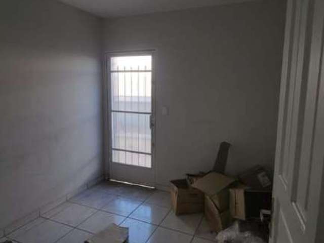 Sala 30 mts² comercial com 1 baheiro para locação na Kizaemon Takeuti - Taboão da Serra - SP