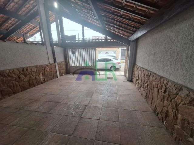 Casa para Venda em Praia Grande, GUILHERMINA, 4 dormitórios, 1 suíte, 3 banheiros, 3 vagas