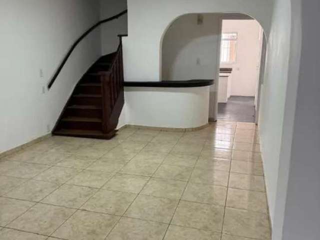 Casa com 4 quartos à venda na Rua Vítor Dubugras, 97, Jardim da Glória, São Paulo por R$ 901.000