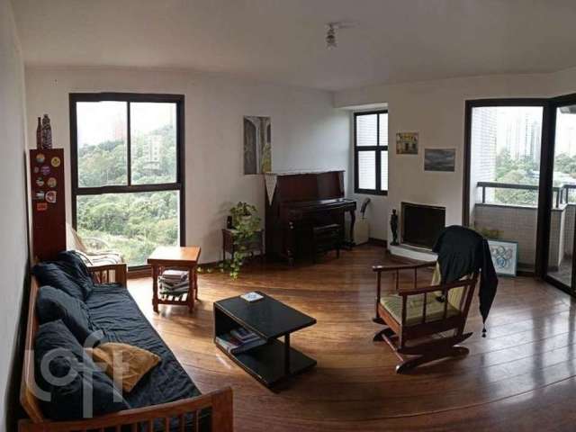 Apartamento com 4 quartos à venda na Antônio Aggio, 135, Vila Andrade, São Paulo por R$ 840.000