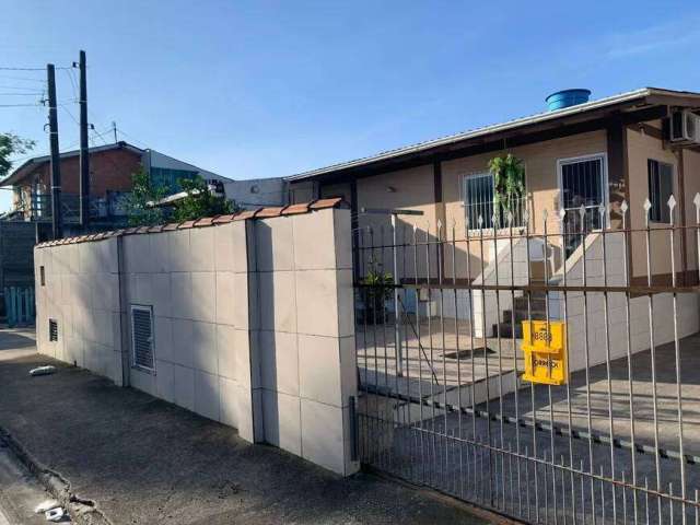 Casa 3 quartos  Piscina em Flor de Nápolis - São José - SC