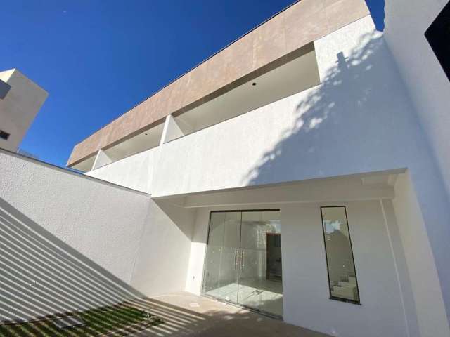 Casa com 3 quartos à venda na Carmo Camilo Soares, 80, Santa Amélia, Belo Horizonte por R$ 680.000