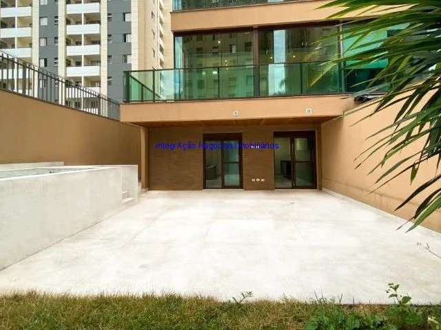 Apartamento Garden Duplex 182m², 02 dormitórios (sendo suítes), 03 banheiros, 03 vagas na garagem, amplo jardim e com piscina privativa.  Condomínio