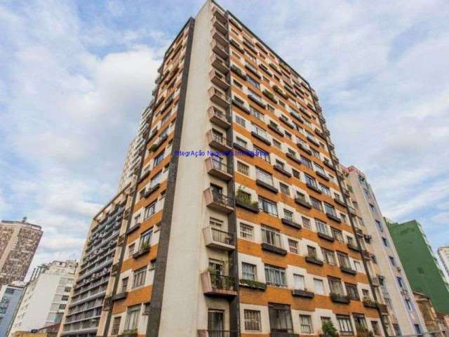 Apartamento 86m², 02 dormitórios e 02 banheiros.  Condomínio com portaria.  Excelente localização á 8 minutos andando para a estação do metrô