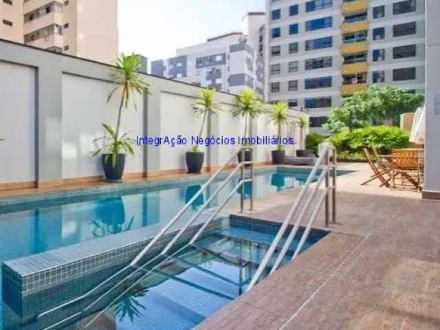 Apartamento Studio 40m², 01 dormitório, 01 banheiro e 01 vaga na garagem.  Condomínio com portaria, segurança, piscina, salão de festa, salão de jogos