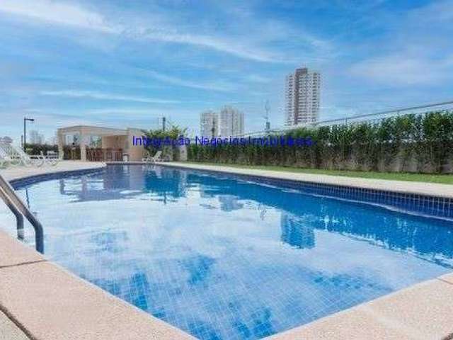 Apartamento 65m², 02 dormitórios (sendo 01 suíte), 02 banheiros e 02 vagas de garagem.  Condomínio com portaria, segurança, piscina