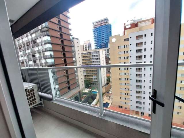 Conjunto Comercial 31m², 01 banheiro e 01 vaga de garagem.  Condomínio com portaria, segurança e recepção.  Excelente localização