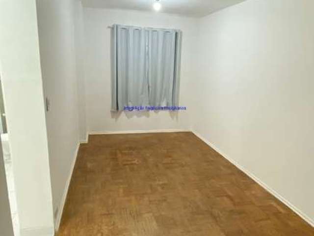 Apartamento 24m², 01 dormitório e 01 banheiro.  Condomínio com Portaria 24hrs.  Excelente localização, á 5 minutos andando para a Estação do Metrô.