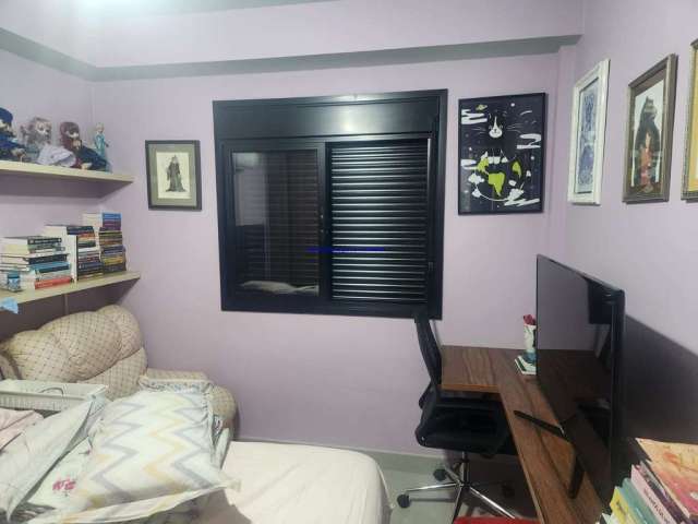 Apartamento 39m², 01 dormitório, 01 banheiro e 01 vaga na garagem.  Condomínio com Segurança, Portaria, Churrasqueira, Espaço gourmet, Salão de jogos