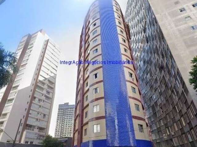 Apartamento  30m², 01 dormitório e 01 banheiro.  Condomínio com portaria e segurança.  Excelente localização entre as Rua Frei Caneca, Avanhandava