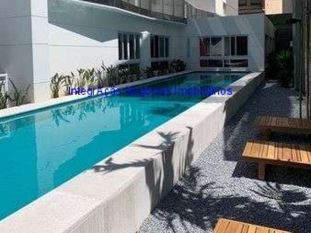 Apartamento Studio 26m², 01 dormitório e 01 banheiro.  Condomínio com portaria, segurança 24hrs, piscina, churrasqueira, academia e salão de festa.