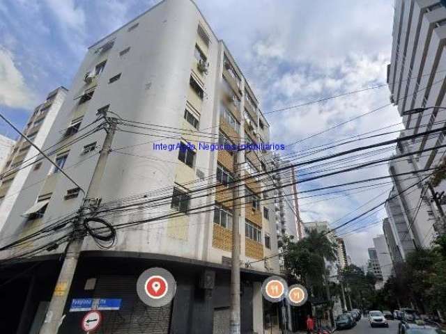 Conjunto Comercial 100m², 04 Salas e 02 banheiros.  Condomínio com recepção e segurança 24hrs.  Excelente localização