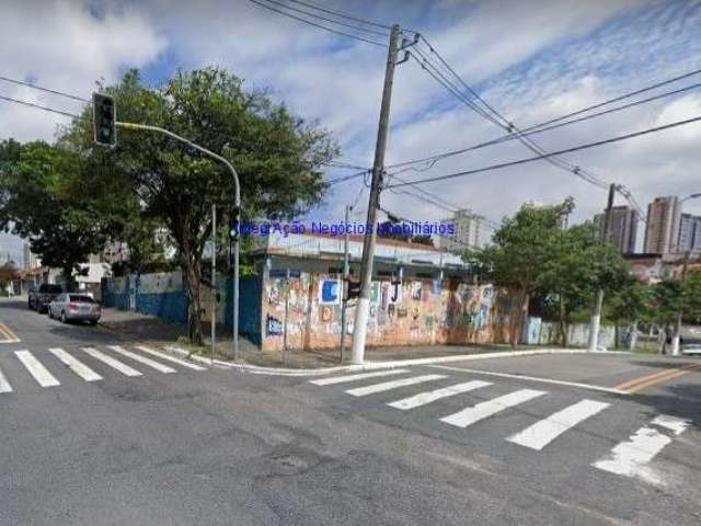 Terreno 1.200m².  Excelente localização  entre as Ruas Laurindo Rabelo, Mesquita e Doutor Dolzani.