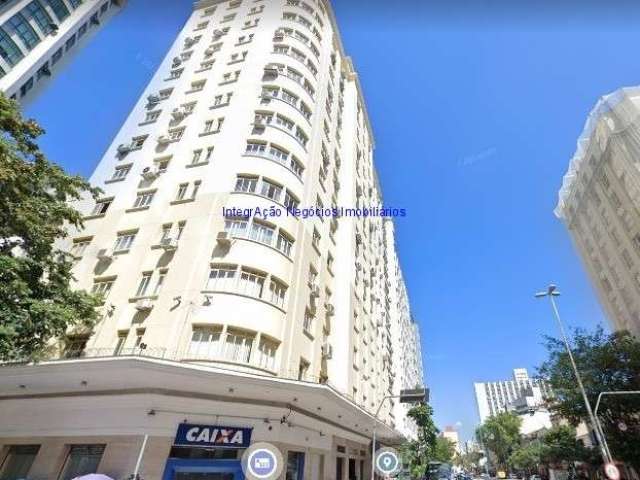 Conjunto Comercial 76m² e 01 banheiro.   Condomínio com recepção e segurança 24hrs.  Excelente localização