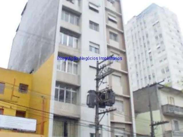 Apartamento 90m², 02 dormitórios e 01 banheiro.  Condomínio com portaria 24hrs.   Excelente localização á 4 minutos andando para a estação do metrô