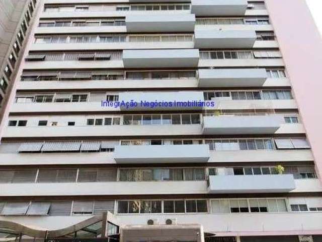 Apartamento 240m², 05 dormitórios (sendo 02 suítes), 04 banheiros e 01 vaga na garagem.    Condomínio com portaria 24hrs, playground, churrasqueira