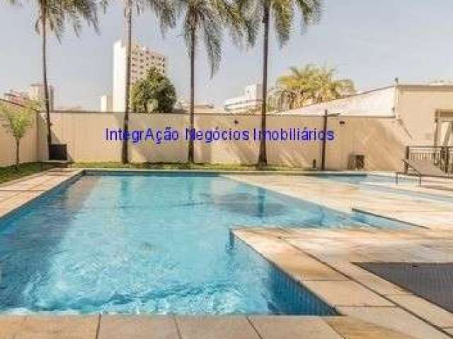 Apartamento 101m², 03 dormitórios (sendo 01 suíte), 02 banheiros e 02 vagas na garagem.  Condomínio com portaria, segurança 24hrs, piscina adulto