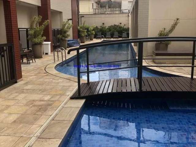 Apartamento 208m², 04 dormitórios (sendo  suítes), 05 banheiros e 04 vagas na garagem.  Condomínio com portaria, segurança 24hrs, piscina adulto e